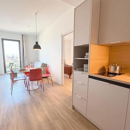 Aparto Diagonal Hotel Esplugues de Llobregat